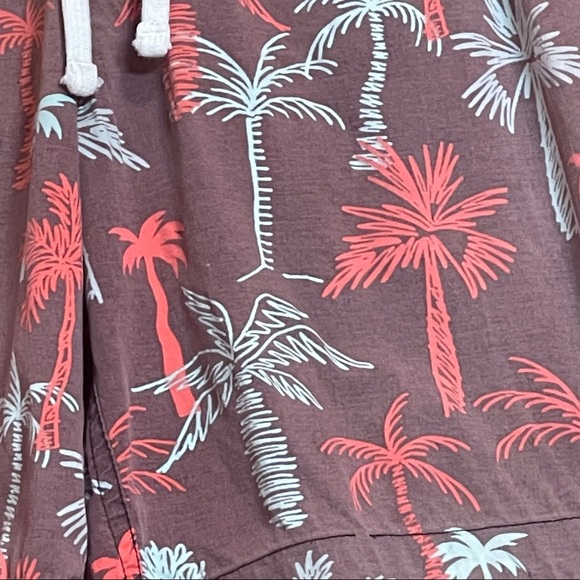 MODERN AMUSEMENT PALM TREE SWIM TRUNKS SIZE S - Picture 3 of 9